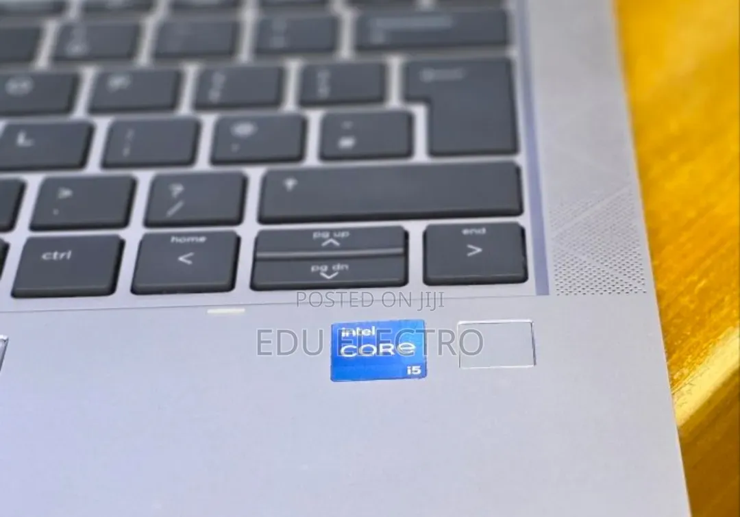 New Laptop HP EliteBook x360 1030 G8 16GB Intel Core i5 SSD 512GB