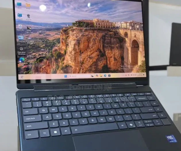 New Laptop Lenovo Yoga 9 16GB Intel Core Ultra 7 SSD 1T