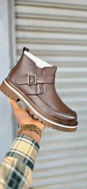 New Fashion Shoe's Puts