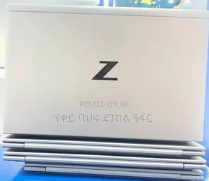 New Laptop HP ZBook Firefly G8 16GB Intel Core i7 SSD 512GB