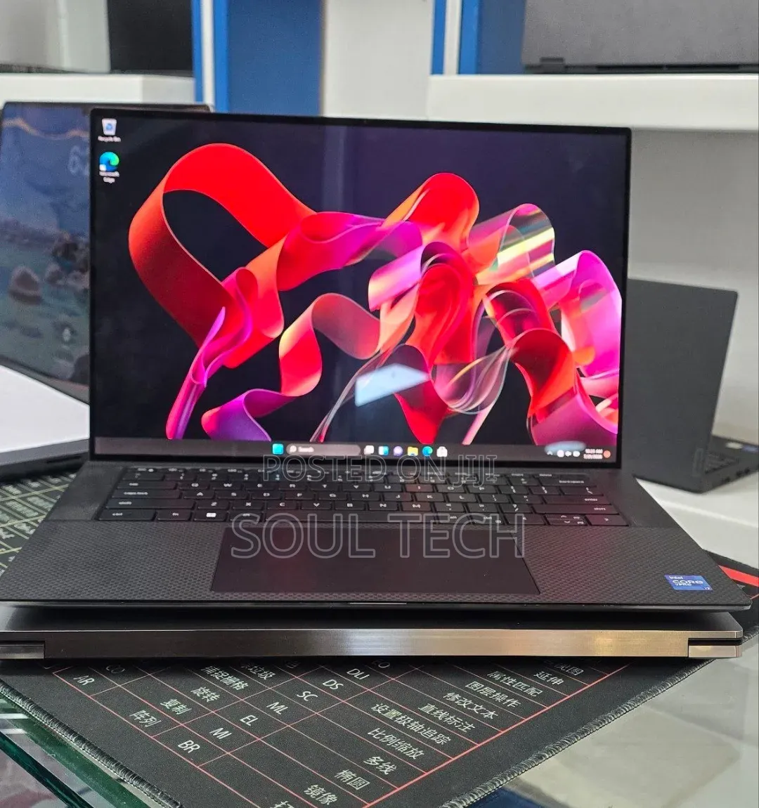 New Laptop Dell Precision 5560 16GB Intel Core i7 SSD 512GB