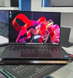 New Laptop Dell Precision 5560 16GB Intel Core i7 SSD 512GB