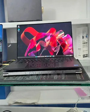 New Laptop Dell Precision 5560 16GB Intel Core i7 SSD 512GB