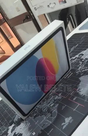 New Apple iPad (2025) 128 GB