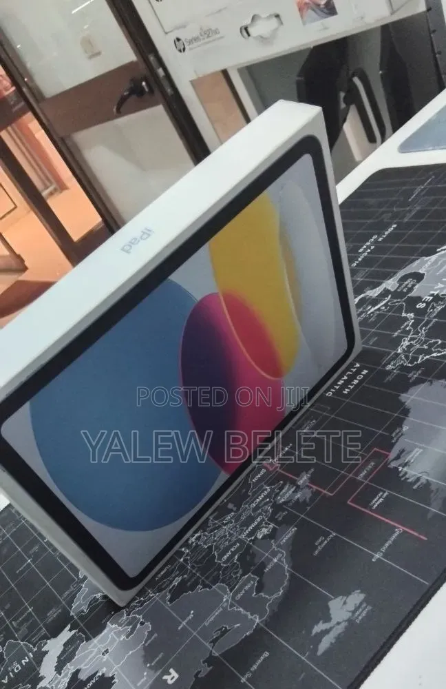 New Apple iPad (2025) 128 GB