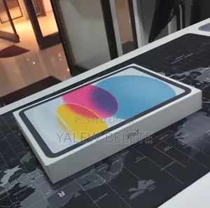 New Apple iPad (2025) 128 GB