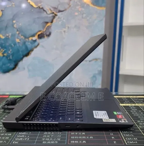 New Laptop Lenovo 16GB AMD Ryzen 7 SSD 512GB