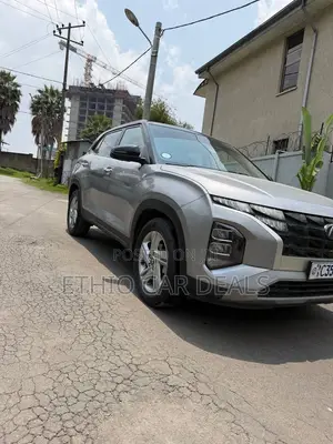 Hyundai Creta 2023 Silver