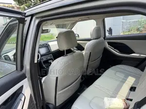 Hyundai Creta 2023 Silver