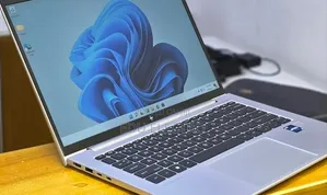 New Laptop HP EliteBook 840 G10 16GB Intel Core i7 SSD 512GB