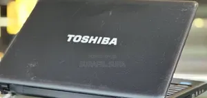 New Laptop Toshiba Satellite C55 4GB Intel Core i3 HDD 500GB
