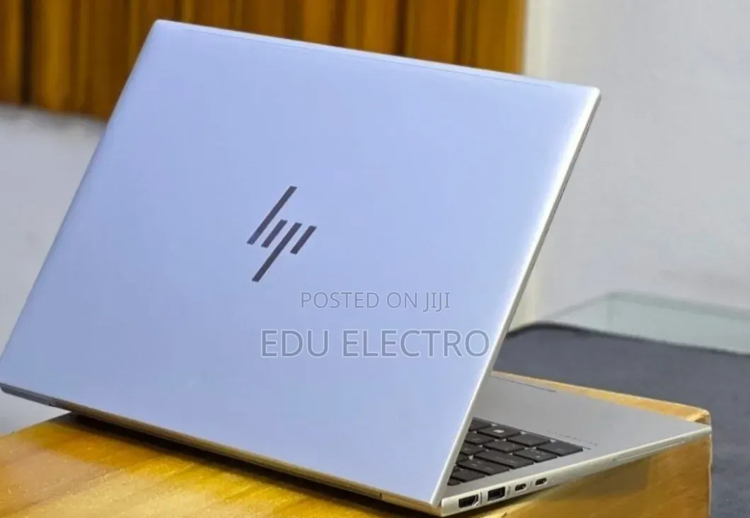 New Laptop HP Elitebook 830 G11 16GB Intel Core Ultra 7 SSD 512GB