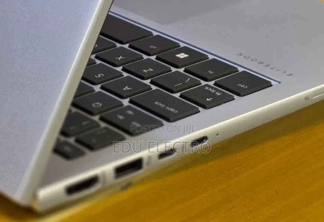 New Laptop HP Elitebook 830 G11 16GB Intel Core Ultra 7 SSD 512GB
