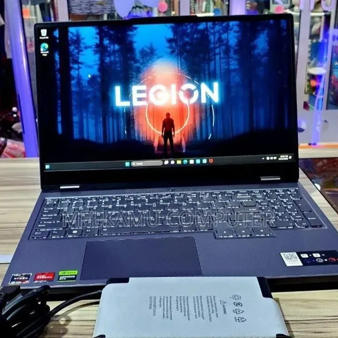 New Laptop Lenovo Legion 5 16GB AMD Ryzen 7 SSD 512GB
