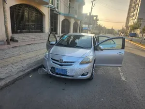 Toyota Belta 2008 Silver