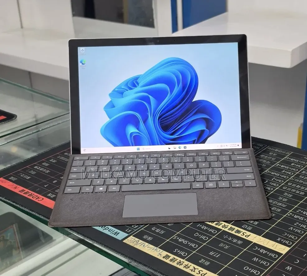 New Laptop Microsoft Surface Pro 7 32GB Intel Core i7 SSD 1T