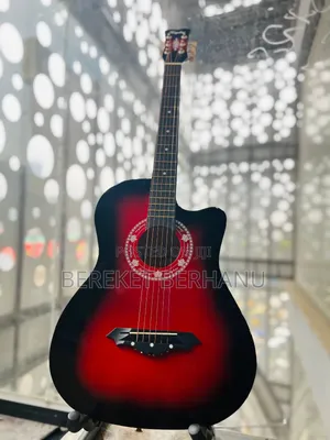 Tanghi Box Guitar New Condition