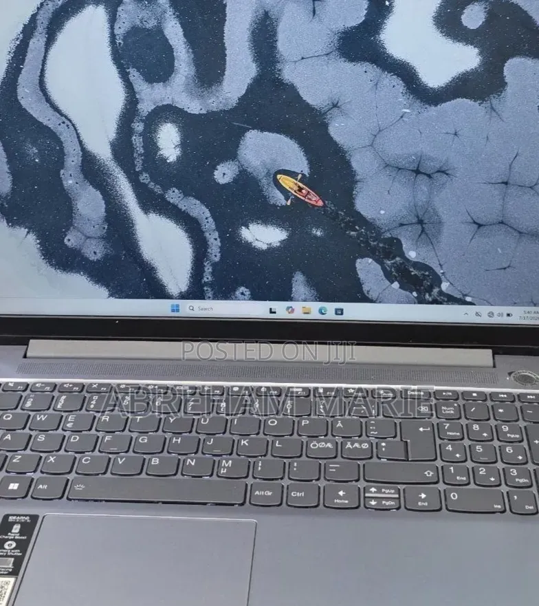 New Laptop Lenovo IdeaPad S10-3 8GB Intel Core i5 SSD 512GB