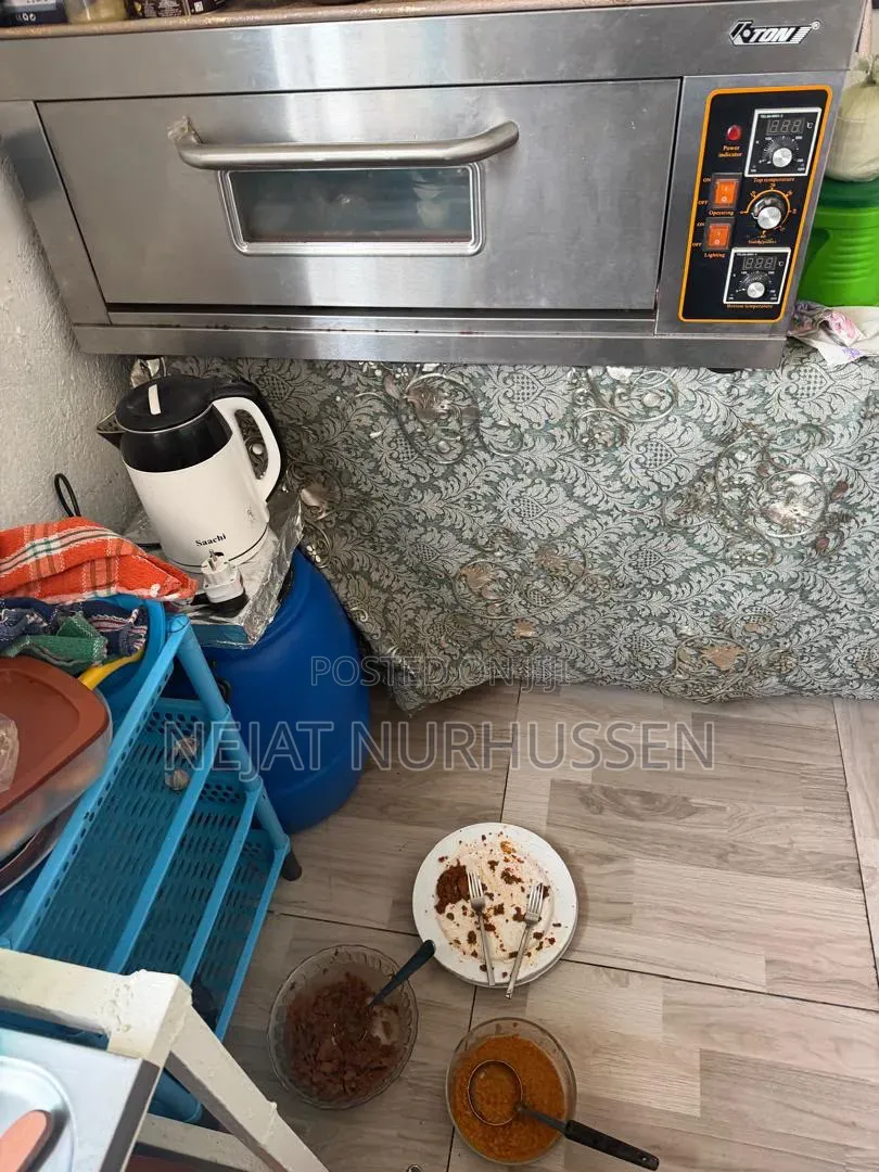 Pizza Oven