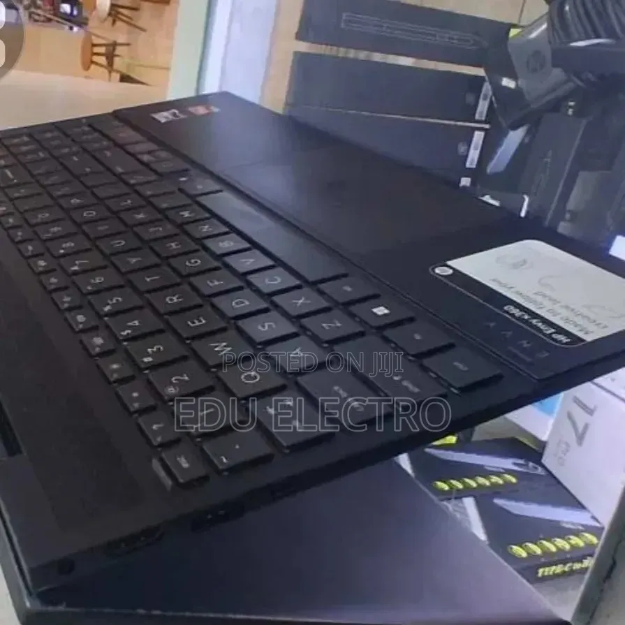 New Laptop HP Envy x360 12GB AMD Ryzen 7 SSD 512GB