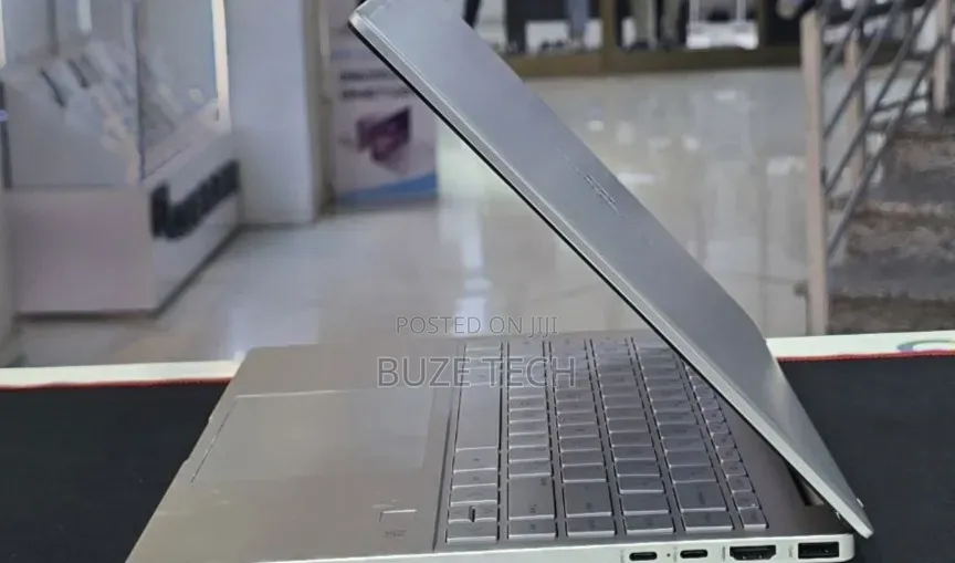 New Laptop HP Pavilion 14 16GB Intel Core i7 SSD 1T