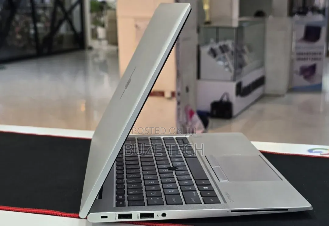 New Laptop HP EliteBook 840 G8 16GB Intel Core i5 SSD 512GB