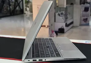 New Laptop HP EliteBook 840 G8 16GB Intel Core i5 SSD 512GB