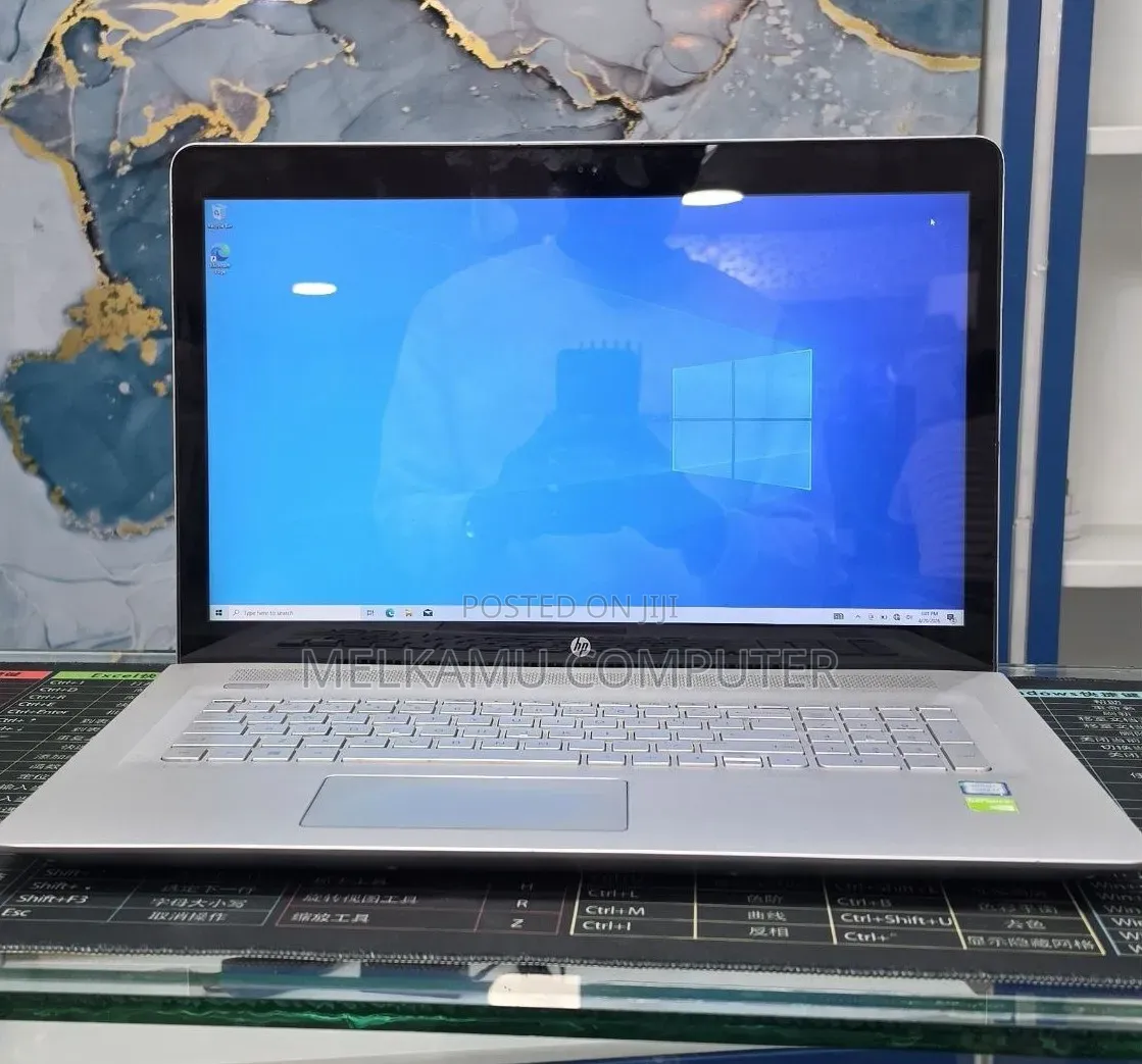 New Laptop HP Envy 17 16GB Intel Core i7 HDD 1T