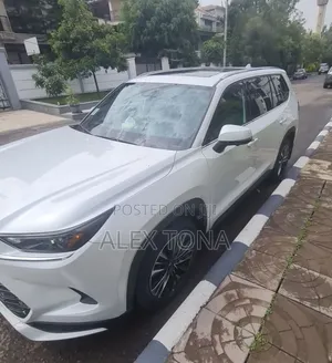 Toyota Grand Highlander Hybrid 2025 White