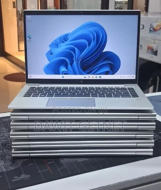 New Laptop HP EliteBook 840 8GB Intel Core i5 SSD 512GB