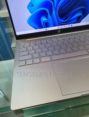 New Laptop HP Pavilion 14 16GB Intel Core i7 SSD 1T