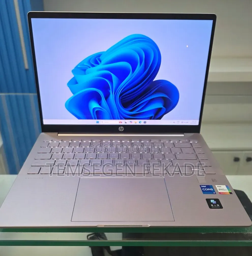 New Laptop HP Pavilion 14 16GB Intel Core i7 SSD 1T