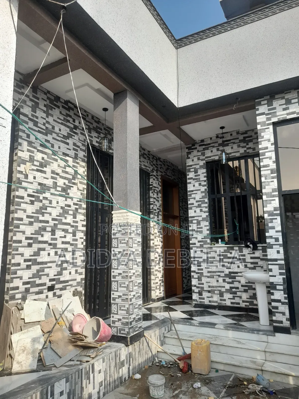 5bdrm House in Gelan, Akaky Kaliti for sale