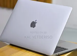 New Laptop Apple MacBook Air 2020 M1 8GB Apple M1 SSD 256GB