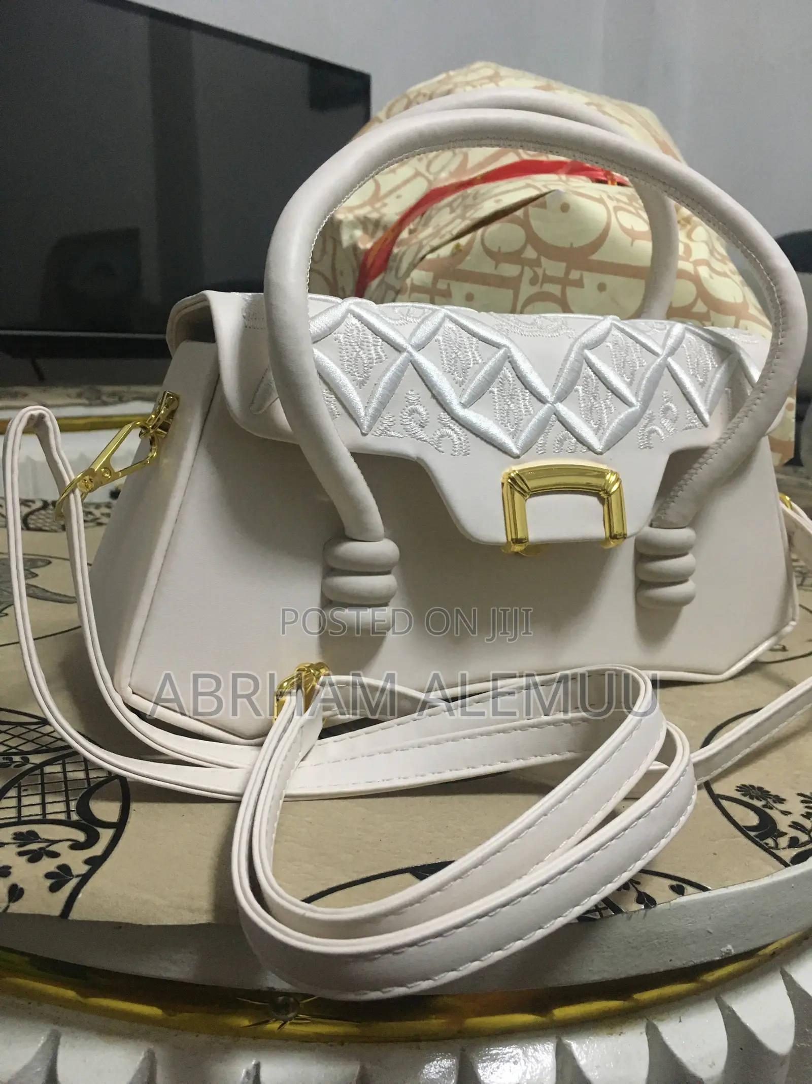 ቦርሳ | Handbag