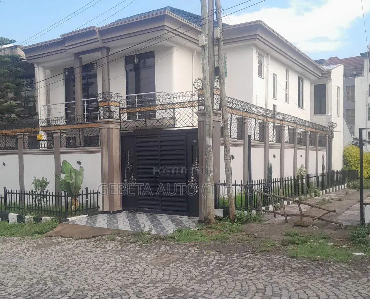 Furnished 4bdrm House in Figa, Yeka for sale