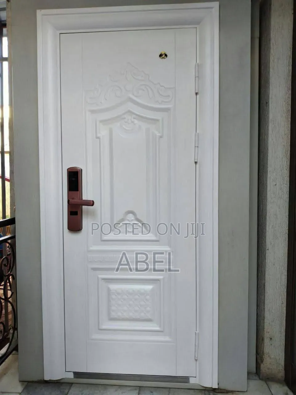 Victor Door | ድምፅ እና እርጥበት የሚከላከሉ ዘመናዊ የቤት በሮች