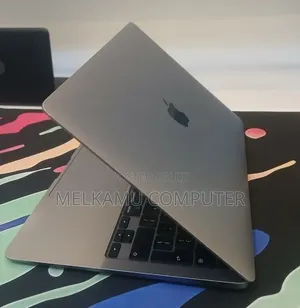 New Laptop Apple MacBook Air 2020 M1 8GB Apple M1 SSD 256GB