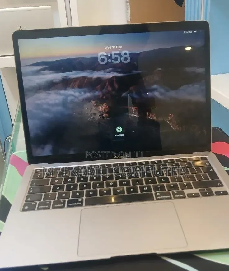 New Laptop Apple MacBook Air 2020 M1 8GB Apple M1 SSD 256GB