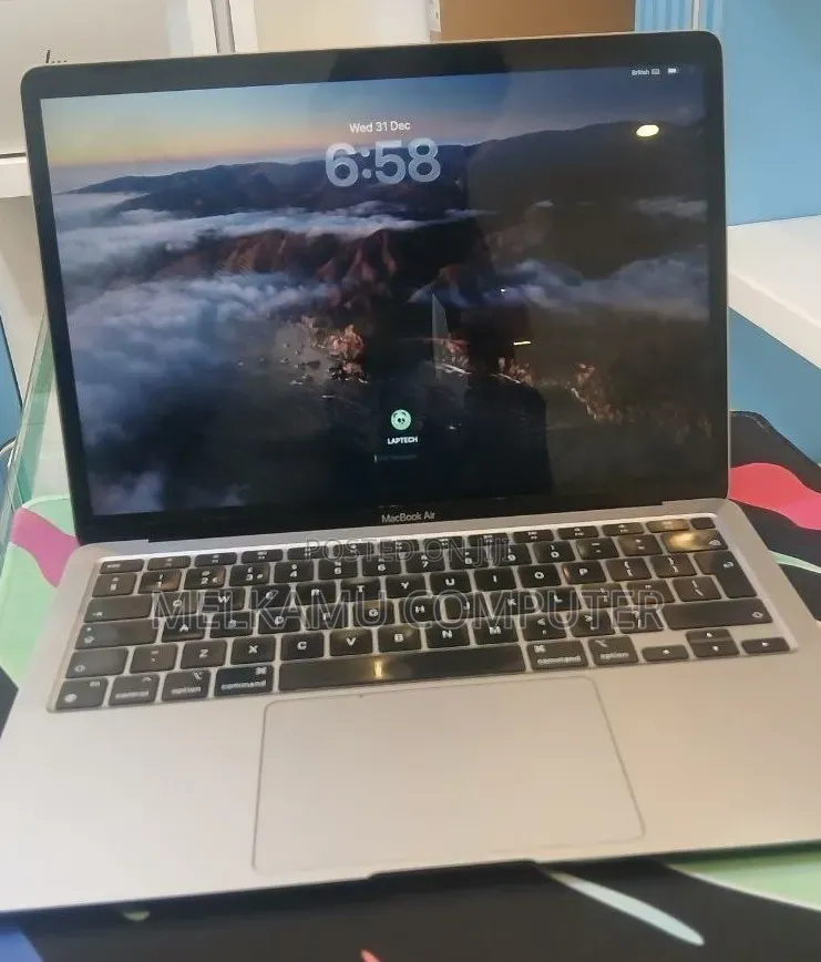 New Laptop Apple MacBook Air 2020 M1 8GB Apple M1 SSD 256GB