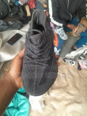 Women's and Kids Foot Wear