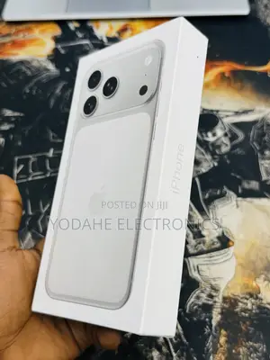 New Apple iPhone 17 Pro Max 256 GB White