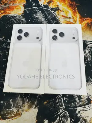 New Apple iPhone 17 Pro Max 256 GB White