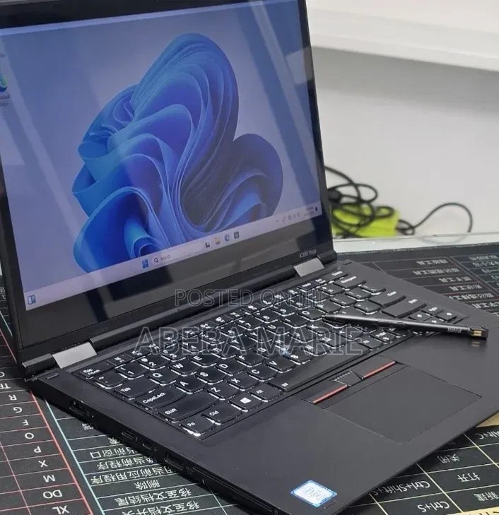 New Laptop Lenovo ThinkPad X380 Yoga 16GB Intel Core i5 SSD 256GB