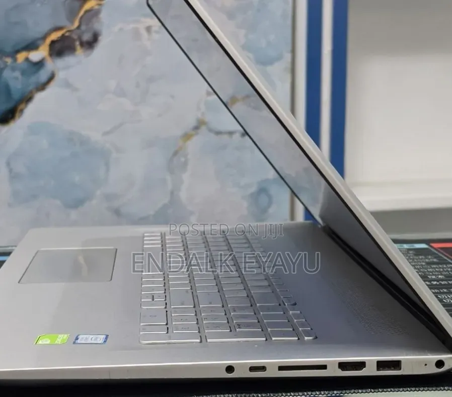 New Laptop HP Envy 17 16GB Intel Core i7 SSD 1T