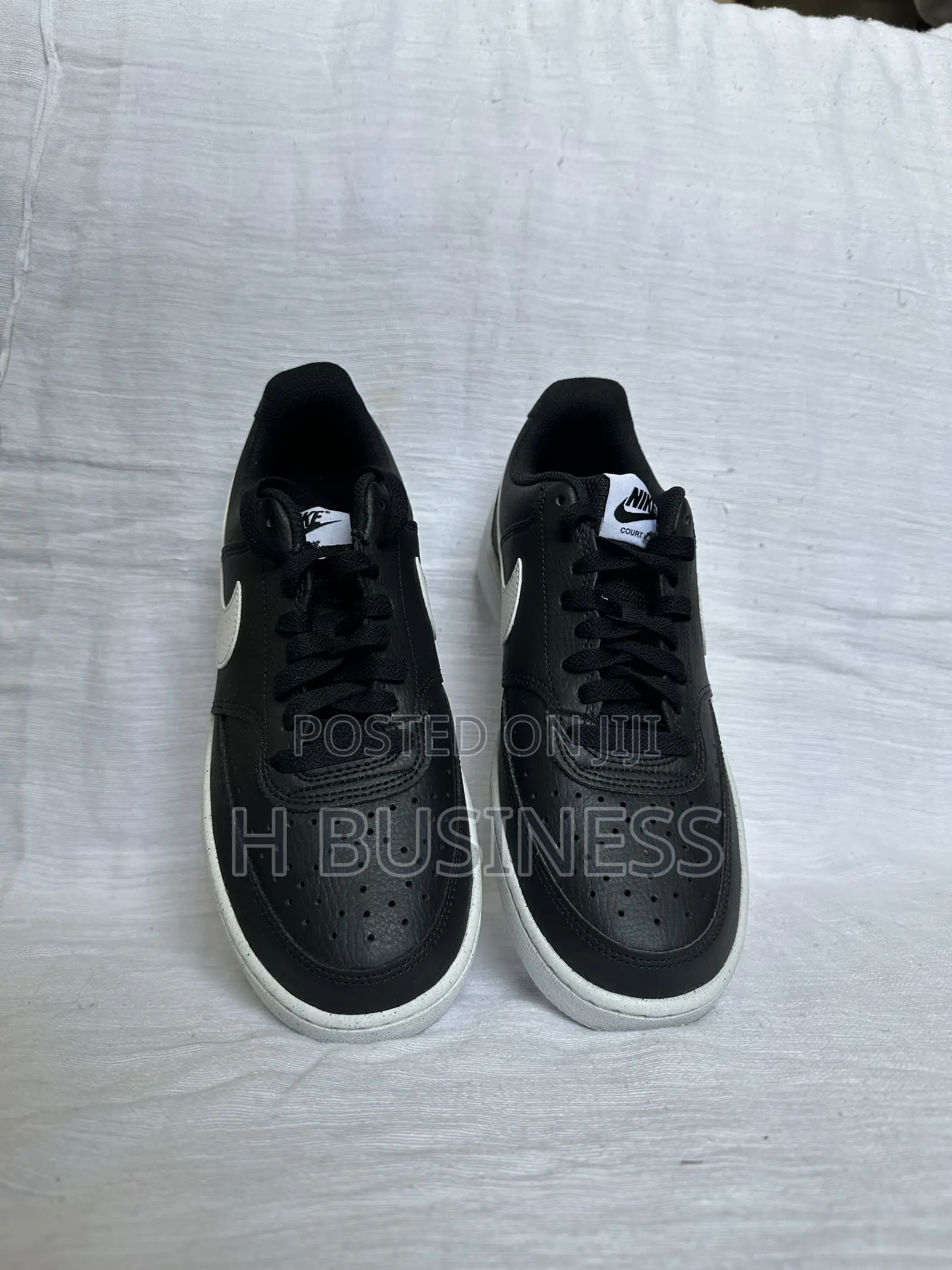 Nike Leather Men Sneakers