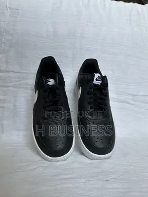 Nike Leather Men Sneakers