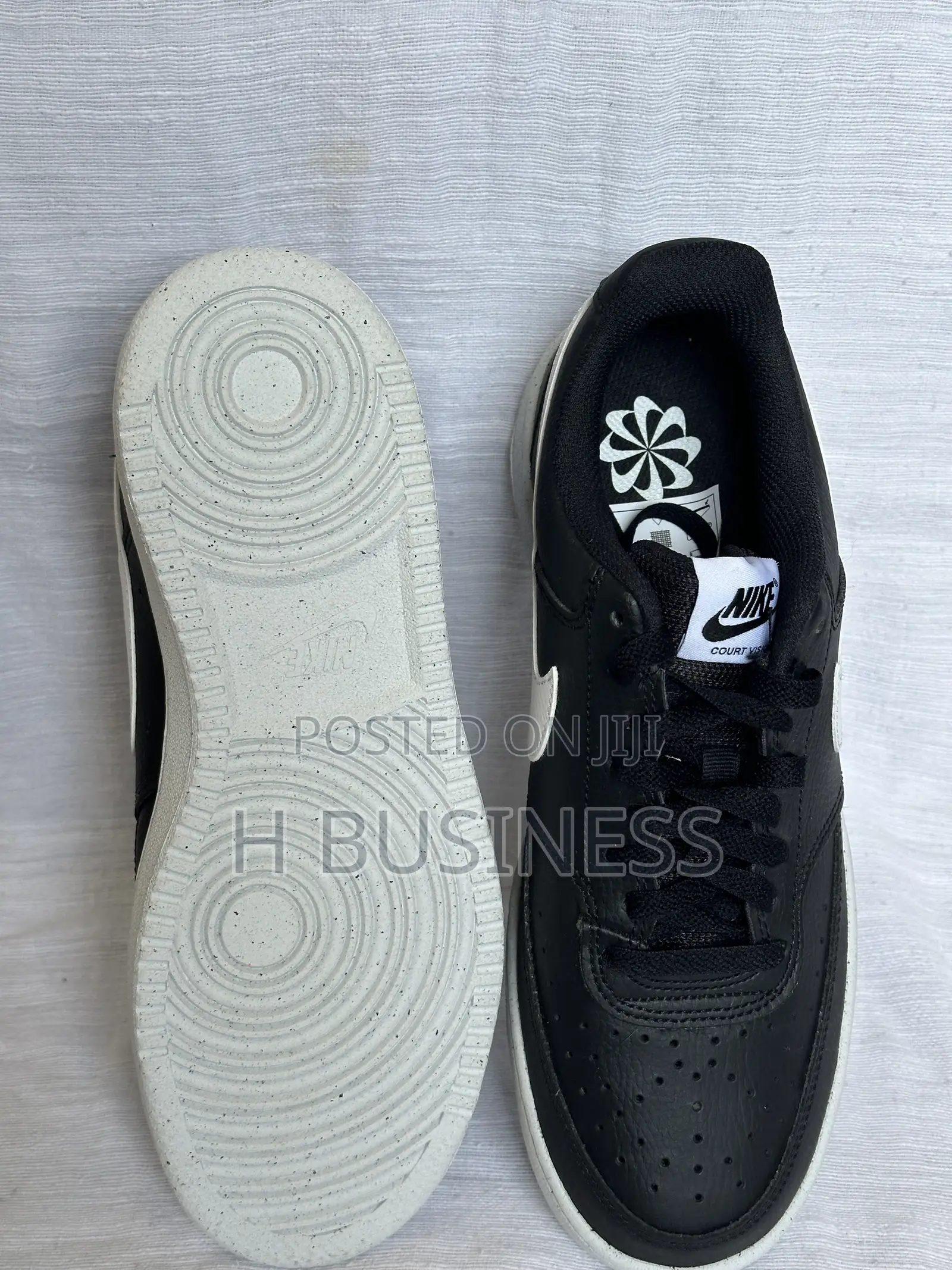 Nike Leather Men Sneakers