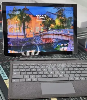New Laptop Microsoft Surface Pro 7+ 16GB Intel Core i7 SSD 512GB