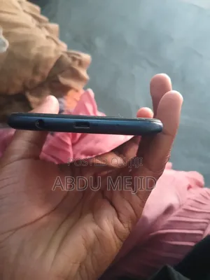 Samsung A10 32 GB Blue
